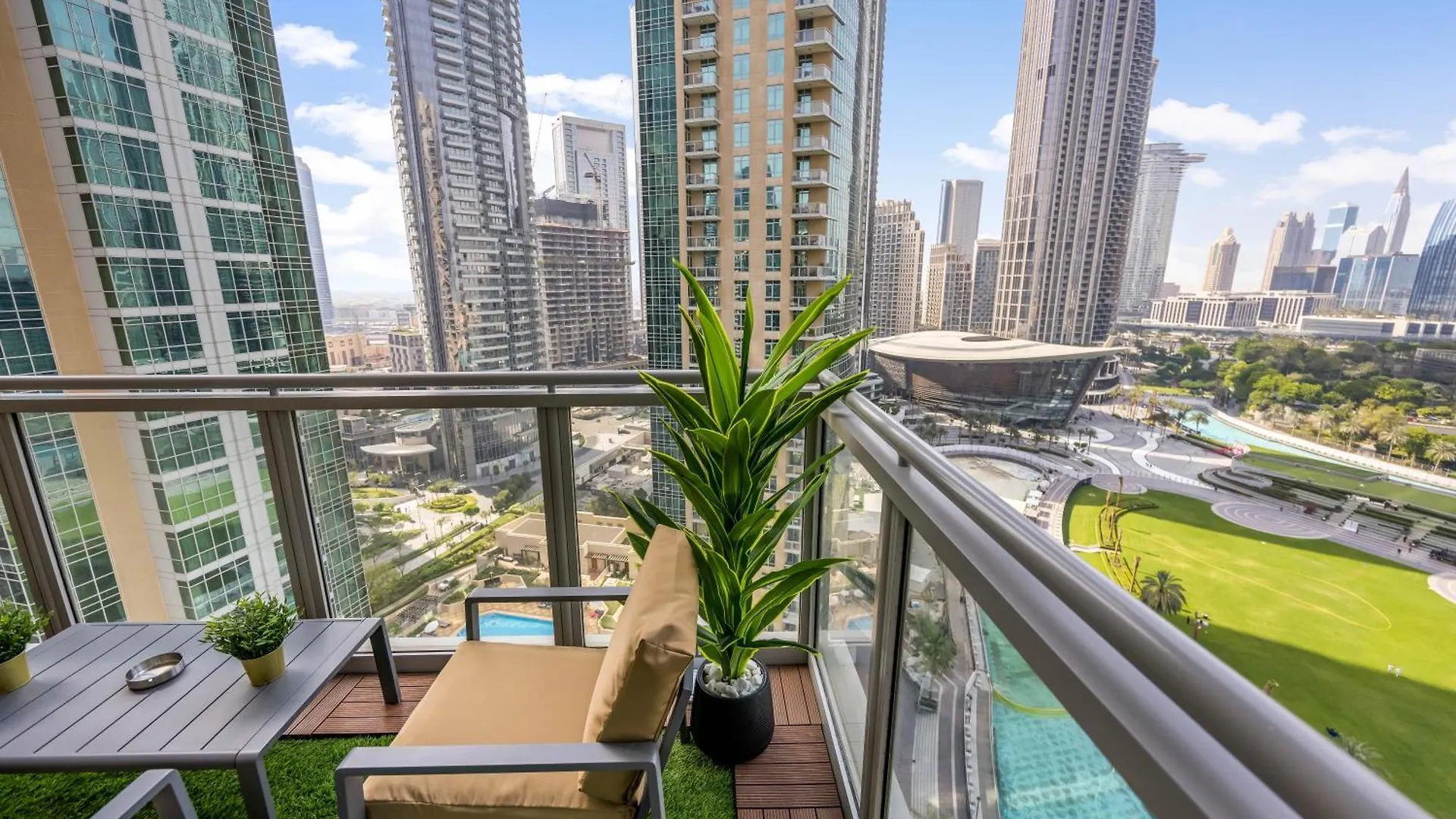 Durrani Homes - Modern Living 3Br With Burj Khalifa And Fountain View - Third Room Without Partition Dubai Apartment