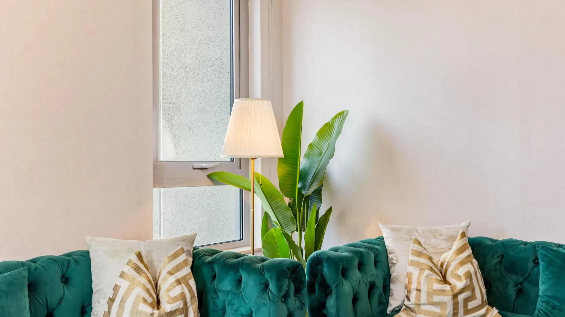 Durrani Homes - Modern Living 3Br With Burj Khalifa And Fountain View - Third Room Without Partition Dubai 0*,  United Arab Emirates